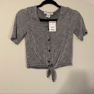 cropped tie shirt.